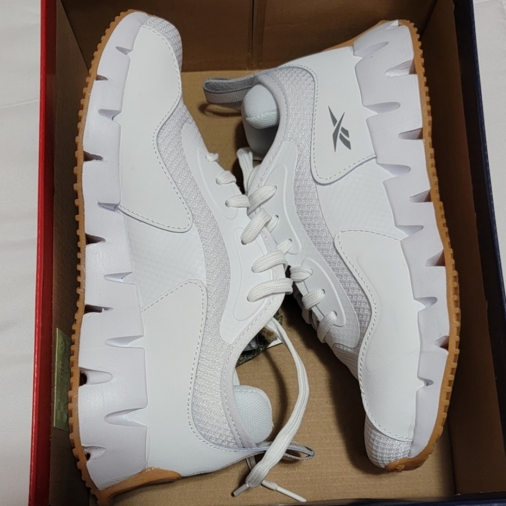 Reebok womens shoes